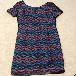 Women’s dress size 6